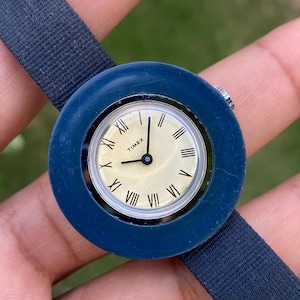 Timex Roman - Etsy display picture 1