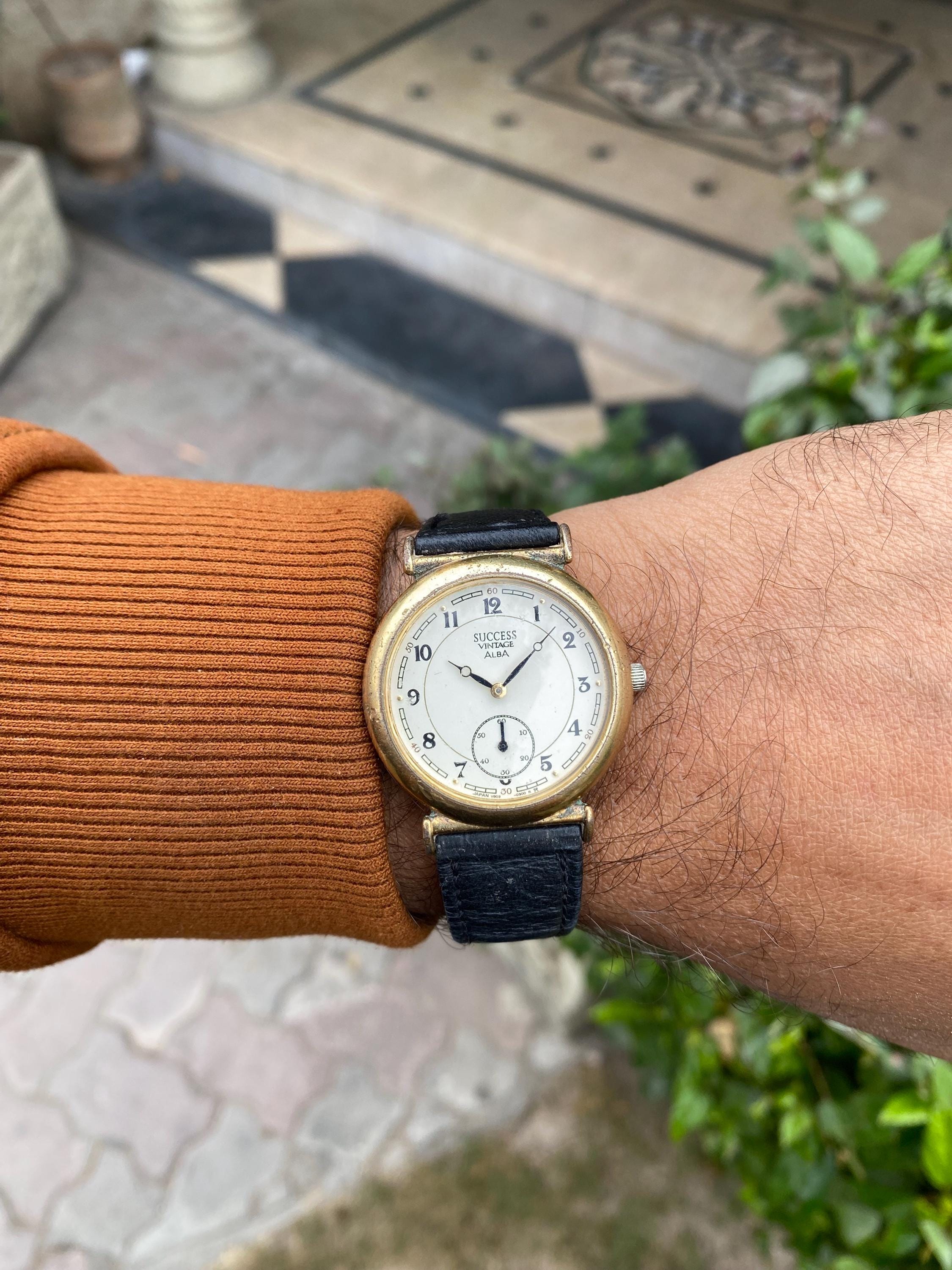 Vintage Rare 90's Succes Vintage Alba by Seiko Quartz Side Second
