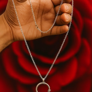 Minimalist Sterling Silver Circle Pendant Necklace - Unisex