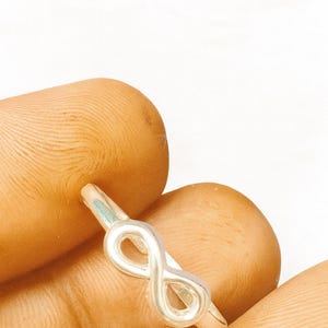 Unendlichkeit Symbol Sterling Silber Ring