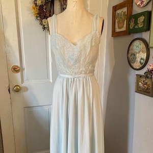 Negligee Vanity Fair Vintage Light Blue Negligee with Lace Bodice Chiffon Straps Adjustable Ribbon Waist