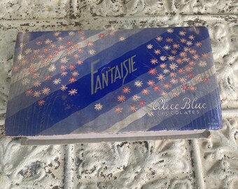 Vintage Candy Box Alice Blue Chocolates Fantaisie One Pound Cambridge MA Blue Pink Asters
