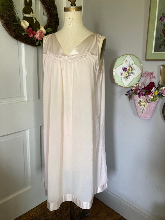 Nightgown Negligee Vanity Fair Nude Sleepwear Crea