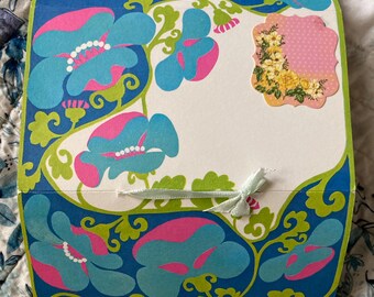 Cuaderno vintage tipo postalette, de bolsillo, con un diseño original.