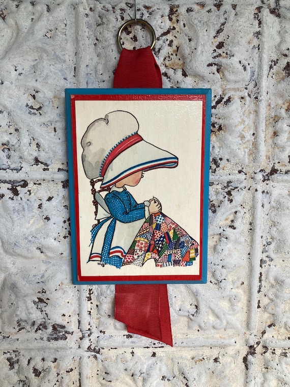 Vintage Plaque Girl Sewing Quilt Handmade Decoupage Wall Art Betsy Ross Red White Blue Bicentennial 1776 Semiquincentennial America250