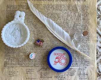 Vintage Americana Souvenirs Declaration of Independence Quill Inkwell Flag Pin Williamsburg 300 Pin Milk Glass Coaster 76 Coaster