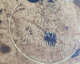 Antique Webster’s New International Dictionary 1918 Leather Bound Marbled End Pages 2580 Pages