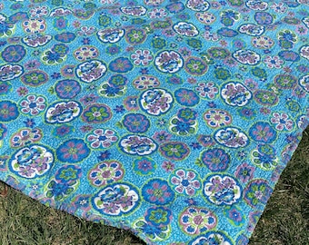 Quilted Blanket Mod 1960s 70” x 80” Aqua Lime Green Purple Blue White Floral Medallions Vintage Lightweight Coverlet Soft Groovy