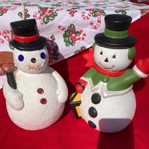 Vintage Christmas Snowmen Greenware Snowman Lamp with Cord Broom Top Hat Jewels Sandy 1969 Snowman Figurine Scarf Lantern Top Hat Handmade
