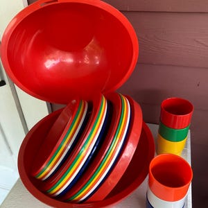 Vintage Ingrid Picnic Set Chicago USA Red Sphere Plates Bowls Cups Tray Red Orange Yellow Green Blue White Handle Broken otherwise Complete
