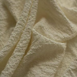 Linen-Like Cotton Stretch Crinkle Fabric, 4-Way Stretch Textured Textile for Deconstructive Fashion & Sculptural Design