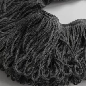 Grov isländsk ull med tofskant | Tröjdekoration, Heminredning, Upcycling (15/30 cm)
