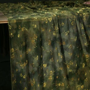 Vintage Spring Green Crinkle Texture Neo-Chinese Tie-Dye Knit, 3D Flocked Floral Fabric Guofeng Fashion
