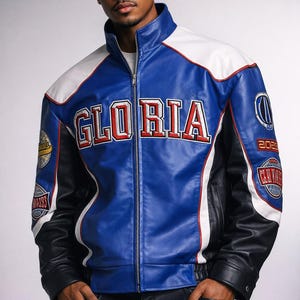 Puede incluir: Taza de cerámica blanca con asa negra y la frase "But First, Coffee" en estilo manuscrito. Ideal para café o té, con una capacidad aproximada de 325-440 ml.