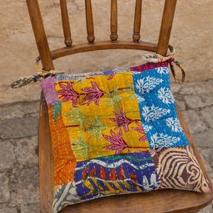 Cojín para silla estilo boho Kantha / Cojín de algodón hecho a mano / Asiento de patchwork vintage