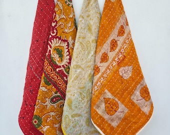 Handgemachte Kantha Küchentücher - 4er Set | Upcycling Baumwolle | Umweltfreundlich & Boho-inspiriert