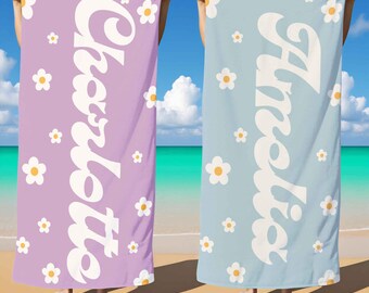 Personalized Custom Name Beach Towel with Elegant Script Font&Mini Daisy Floral Print,Birthday Gift,Family Vacation,Beach Trips,Summer Gift