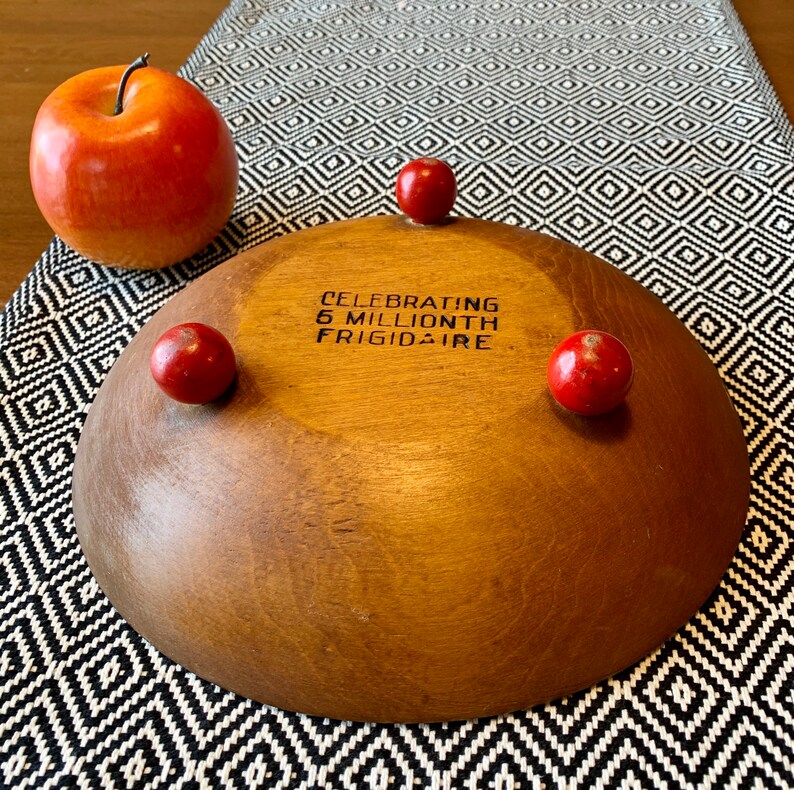 is demi lovato dating nick jonas