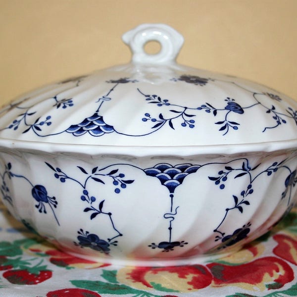 Round Covered Vegetable Dish Finlandia Pattern Made in England by Churchill Blue White Floral