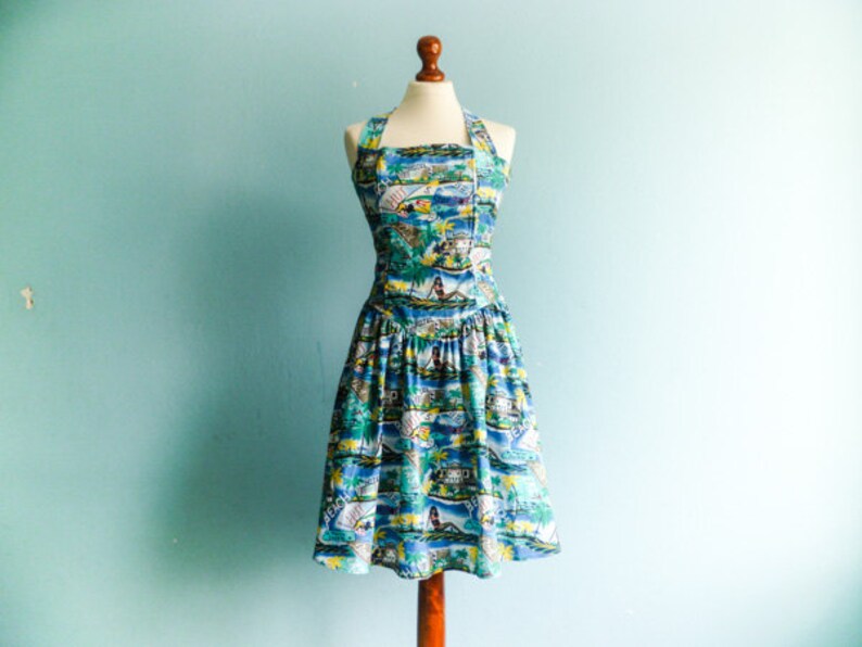 Vintage Bombshell Halter Dress / Pin Up Dress / Fit and Flare / Blue / Op Art / Pop Art / Exotic Print / Summer Dress / Knee Length / medium 