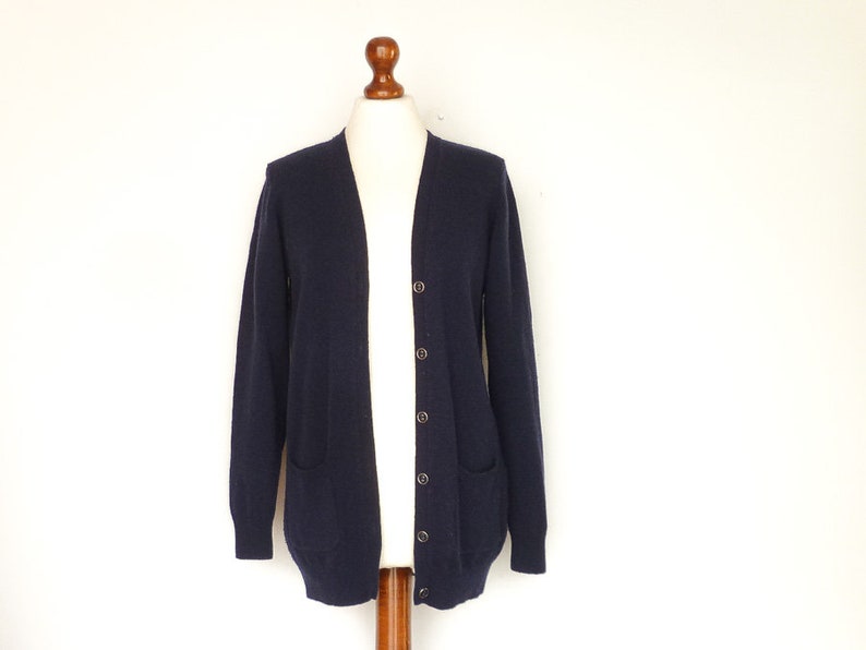 Vintage Womens Cardigan Wool Woolen Navy Blue Buttoned Front Pockets Classic Minimalist small medium