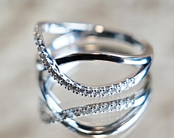 Minimalistische verzilverde ring, sierlijke kris-kras stapelring, geometrische sieraden, jubileumcadeau voor haar