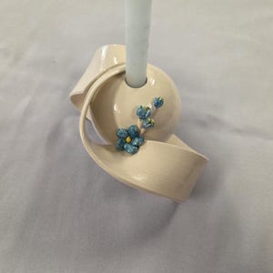 Candle holder