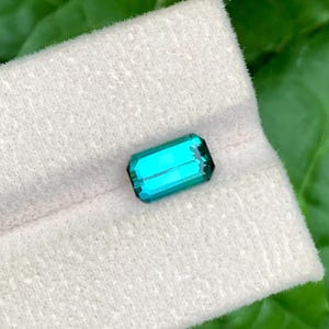 1.90 Carat Excellent beautiful untreated bluish green tourmaline from Afghanistan