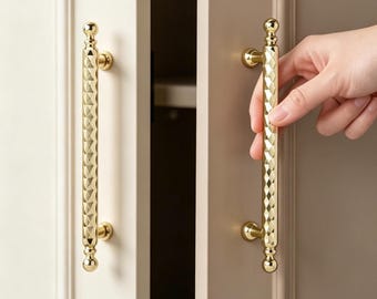 Tiradores multicolores para armarios, tiradores de latón con corte de diamante para cajones, herrajes modernos para cocinas de estilo rústico, pomos para tocadores de baño y puertas de armarios.