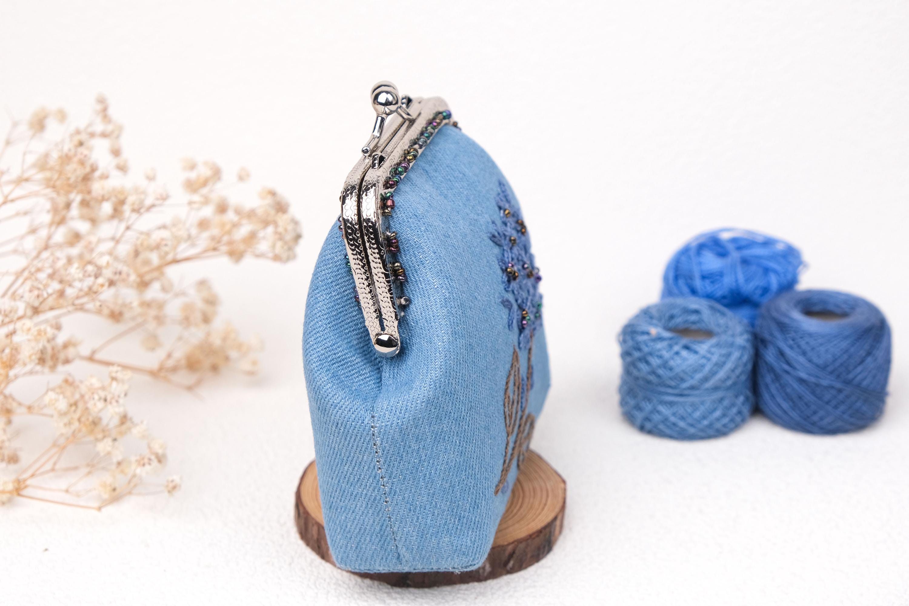 Hand Embroidered Linen Coin Purse: Beaded Floral Kiss Lock Bag - Etsy