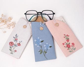 Floral Embroidered Linen Glasses Case: Handmade Padded Eyeglasses Pouch