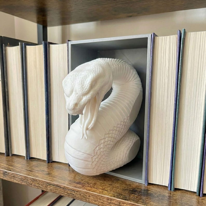 Snake Booknook: Library Shelf Insert, 3D Printed Fantasy Book Nook ...