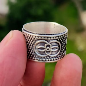 Oxidized Sterling Silver Band Ring: Rustic Unisex Jewelry