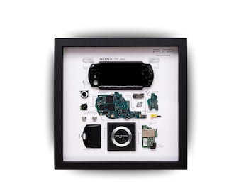 Framed PSP 1000/2000 Disassembled Console Art: Tech Gift - Etsy