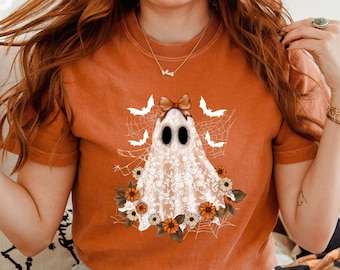 Floral Lace Ghost Tee, Halloween Ghost Comfort Colors® Womens Shirt, Cottagecore Halloween, Retro Halloween Gift, Spooky Season Apparel