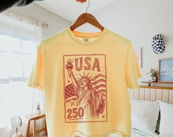 Comfort Colors Statue of Liberty Crop T-Shirt, USA 250 Vintage America Tee, 4th of July T Shirt, Retro Patriotic Graphic Tee, US Flag Shirt