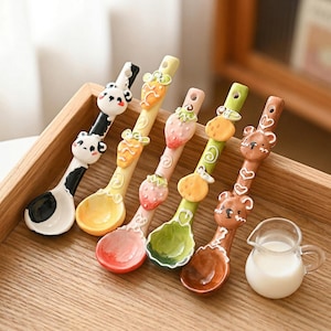 Łyżka ceramiczna z tłoczeniem 3D, ręcznie robiona zastawa stołowa w kształcie zwierzątek owocowych, przybory kuchenne Kawaii
