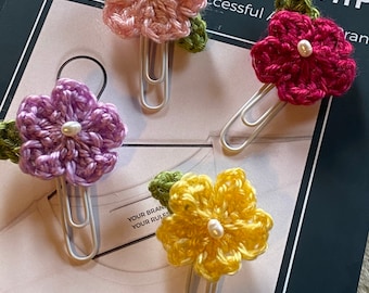 Set of 4 Crochet Flower Small Paper Clip Bookmark_White Paper Clip