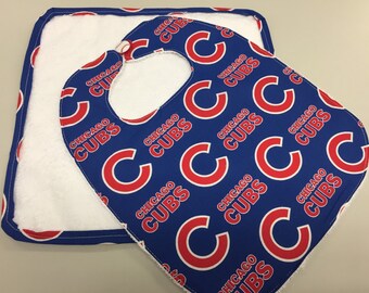 Chicago Cubs 6 Months & Up Baby Bib w/washcloth Set