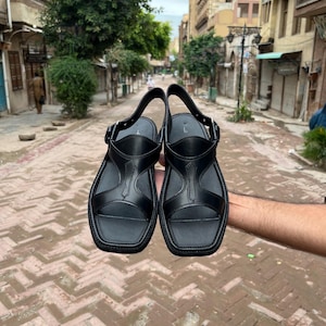 Handmade Black Leather Panjadara Chappal | Traditional Classic Peshawari Chappal| SoleMehal Exclusive