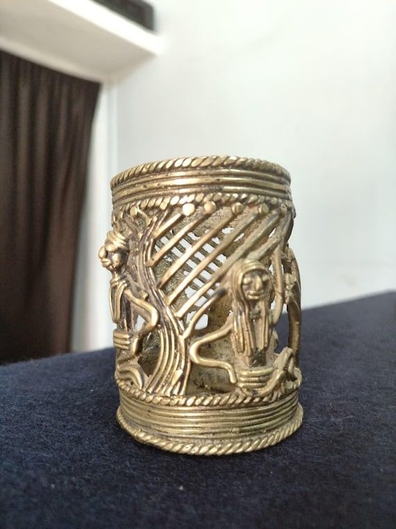 Handcrafted Brass Peacock Pen Stand: Antique Desk Organizer, Metal Pencil Holder, Office Decor