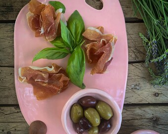 Handcrafted Ceramic Cheese & Charcuterie Board – Glossy Baby Pink, 25x17cm