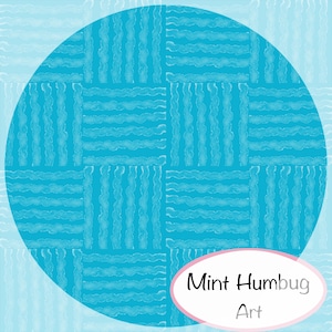 Op de afbeelding: Digitale kunstprint met een herhalend patroon van golvende, verticale lijnen in tinten turquoise en wit, geplaatst in een grote, cirkelvormige vorm. De tekst "Mint Humbug Art" wordt weergegeven in een roze ovaal.