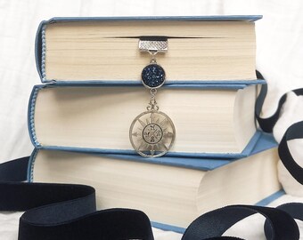 Compass Bookmark Nautical Gift for Book Lovers Pirate Reading Accessory Ocean Bookshelf Decor for Bookworm Sailing Present for Travelers