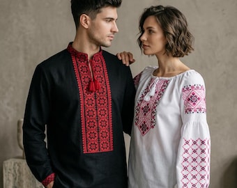 Completo Vyshyvanka per coppia in bianco e nero, composto da camicia da uomo e blusa ricamata da donna, prodotto in Ucraina.