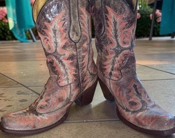 Corral x Buckle Distressed Leather Reptile Embossed Cowboy Boots – Women’s 9M