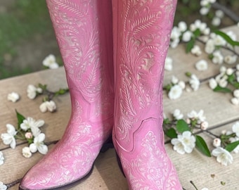 Myra Valentina Trail Pink Embossed Leather Cowboy Boots Size 8 Tall Western Snip Toe