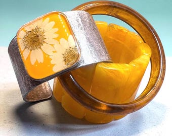 Shari Dixon Pressed Daisy Resin Cuff Bracelet Stack, Vintage Marbled Bangle