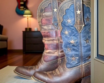 Durango Distressed Leather Western Boots • Flag Panel Design • Women’s 5.5
