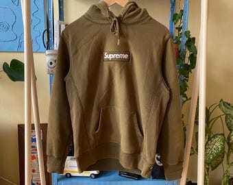 Supreme Olive Box Logo Hoodie M RN 101837, CA 38135 Made in Canada